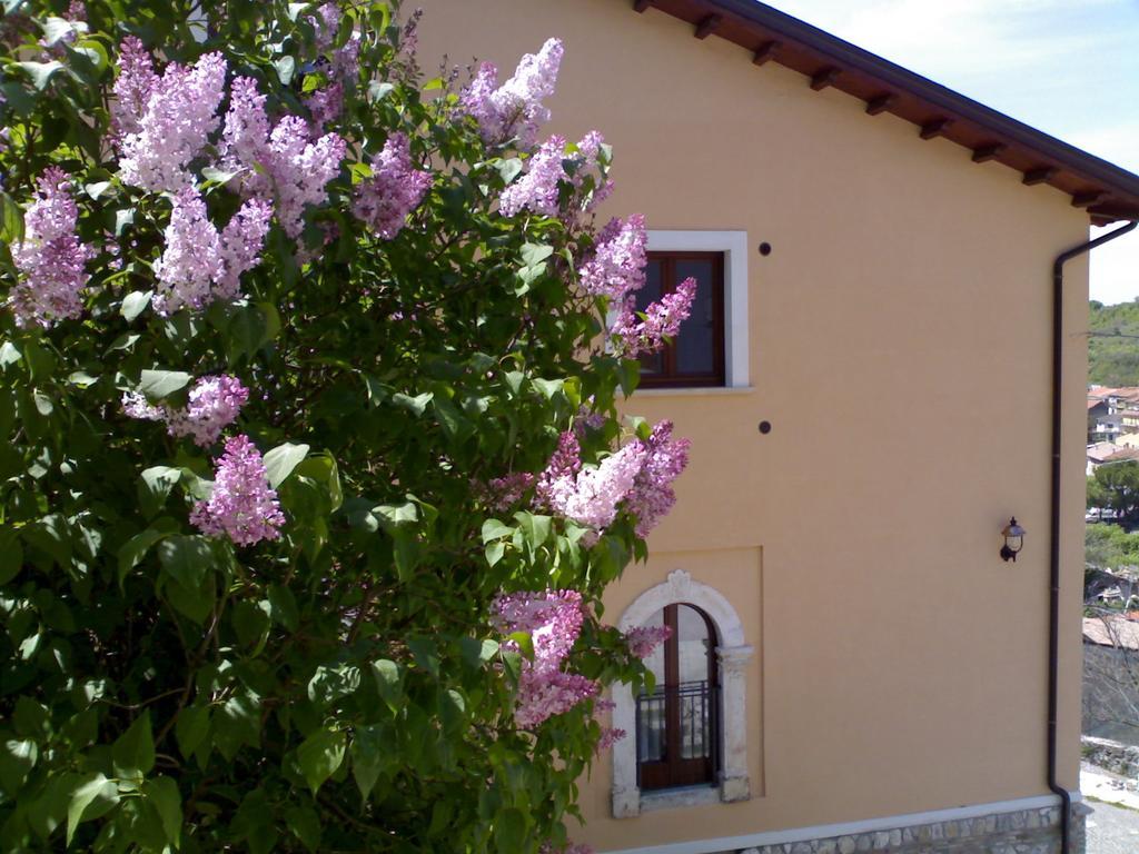 Pescina Casa Vacanze Il Castello מראה חיצוני תמונה