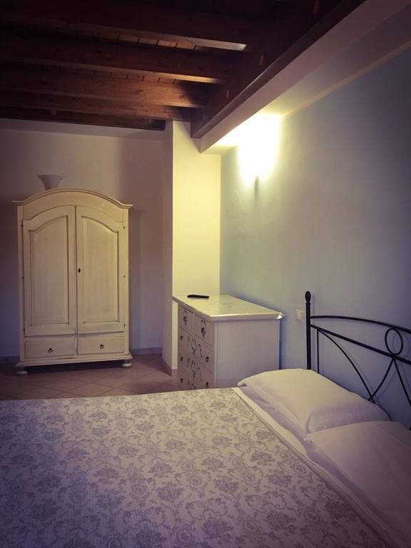 Pescina Casa Vacanze Il Castello מראה חיצוני תמונה